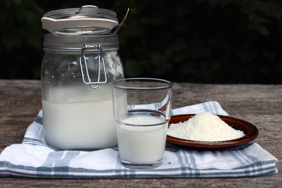 Domače kokosovo mleko (in smetana)
